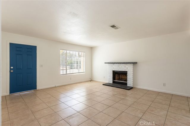 40712 179th E, Lancaster, CA 93535