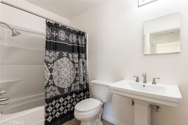 40712 179th E, Lancaster, CA 93535