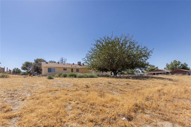 40712 179th E, Lancaster, CA 93535