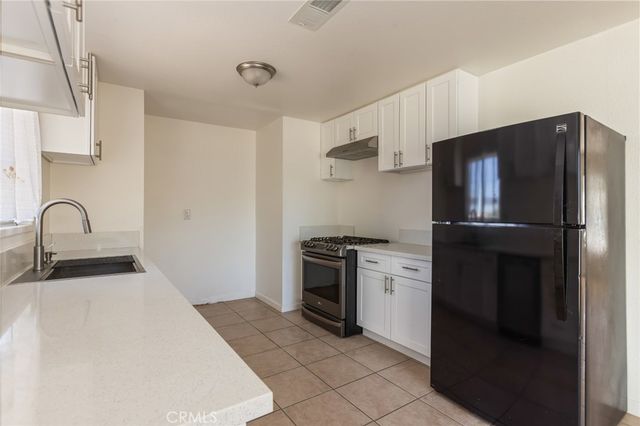 40712 179th E, Lancaster, CA 93535