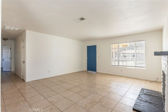 40712 179th E, Lancaster, CA 93535