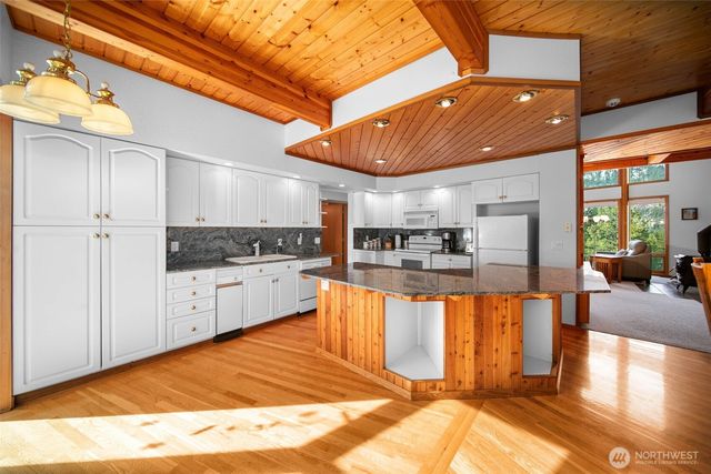 219 Dempsey Road, Leavenworth, WA 98826