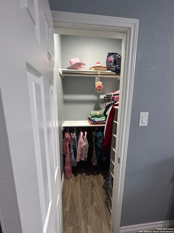 1214 Chalmers Ave, San Antonio, TX 78211