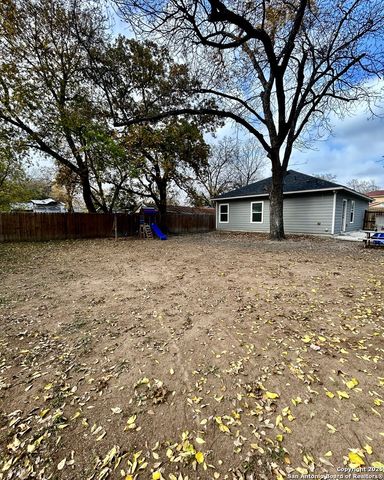 1214 Chalmers Ave, San Antonio, TX 78211