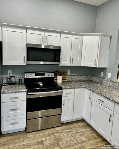 1214 Chalmers Ave, San Antonio, TX 78211