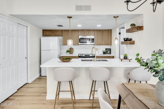 2151 W IRONWOOD Drive, Chandler, AZ 85224