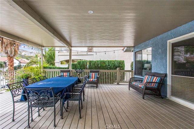 21815 Strawberry Lane, Canyon Lake, CA 92587