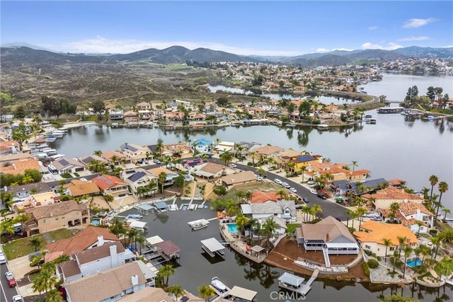 21815 Strawberry Lane, Canyon Lake, CA 92587