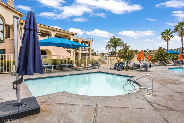 21815 Strawberry Lane, Canyon Lake, CA 92587