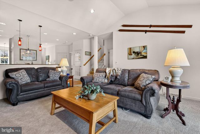 2816 MIMOSA LN, Lancaster, PA 17601