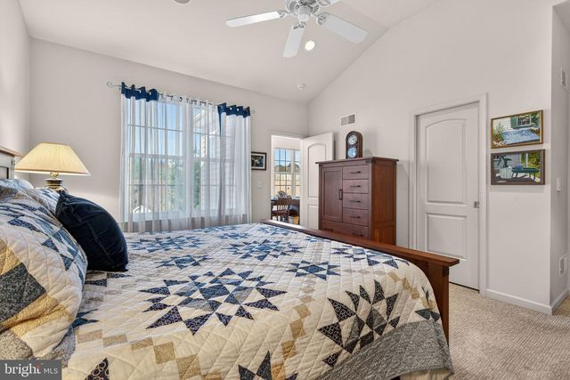 2816 MIMOSA LN, Lancaster, PA 17601