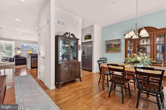 2816 MIMOSA LN, Lancaster, PA 17601