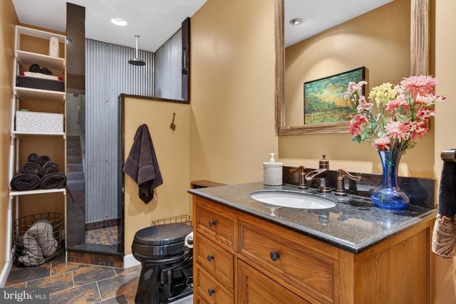 2816 MIMOSA LN, Lancaster, PA 17601