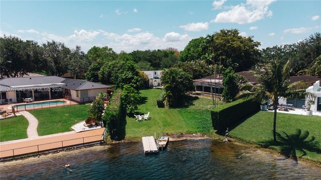 16241 W Troon Circle, Miami Lakes, FL 33014