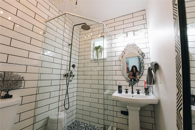 16241 W Troon Circle, Miami Lakes, FL 33014