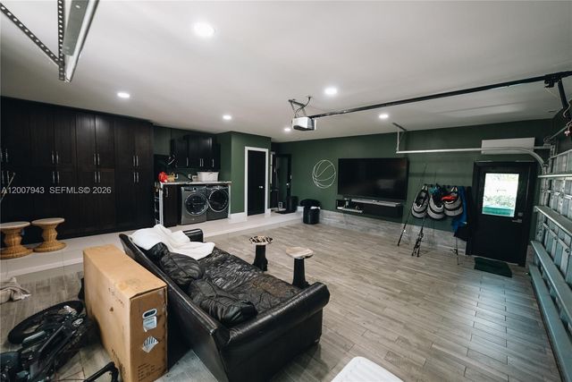 16241 W Troon Circle, Miami Lakes, FL 33014