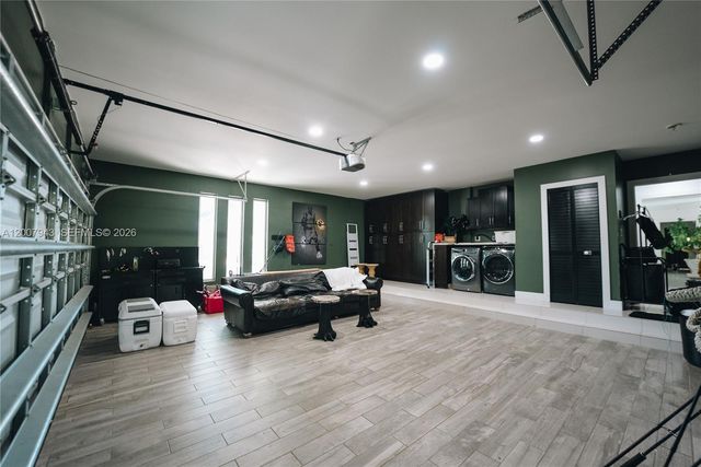 16241 W Troon Circle, Miami Lakes, FL 33014