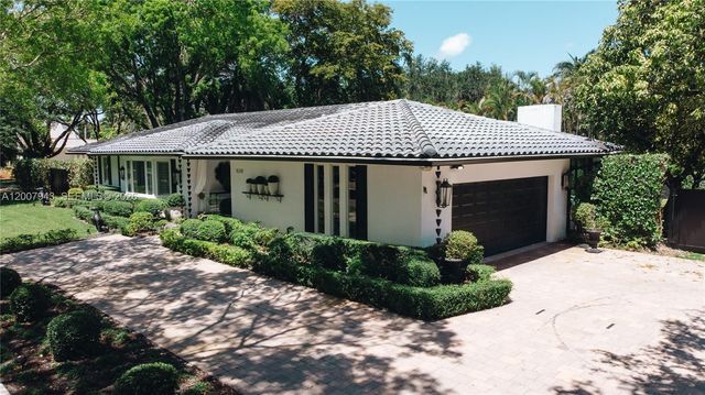 16241 W Troon Circle, Miami Lakes, FL 33014
