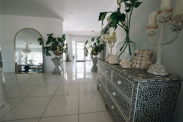 16241 W Troon Circle, Miami Lakes, FL 33014