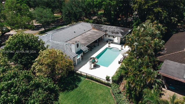 16241 W Troon Circle, Miami Lakes, FL 33014
