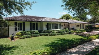 16241 W Troon Circle, Miami Lakes, FL 33014