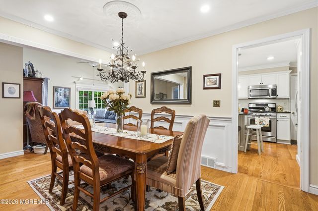 251 Hamiltonian Drive, Middletown, NJ 07701