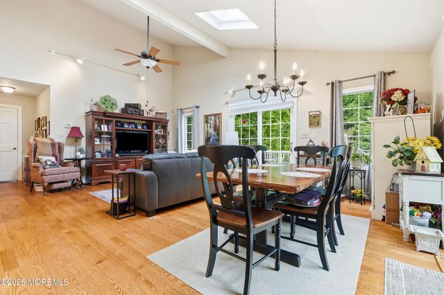 251 Hamiltonian Drive, Middletown, NJ 07701