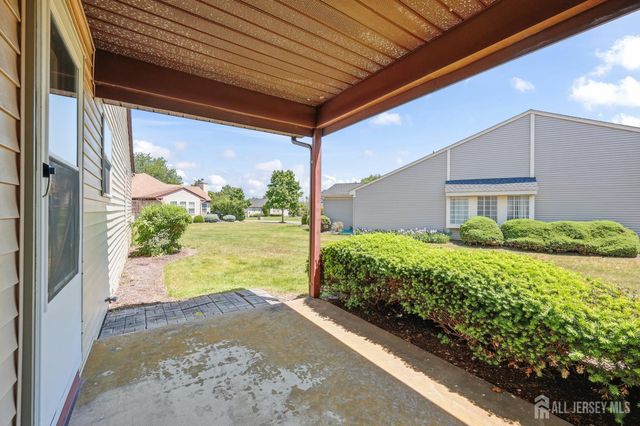 21-A John Hancock Drive, Monroe, NJ 08831