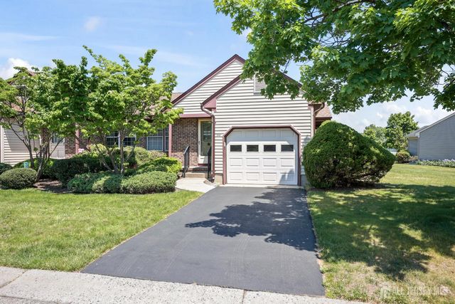 21-A John Hancock Drive, Monroe, NJ 08831