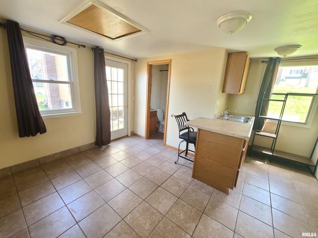 224 & 224½ GRANDVIEW Avenue, East Peoria, IL 61611