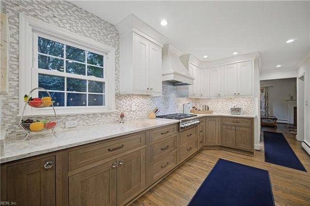 7312 Colony Point RD, Norfolk, VA 23505