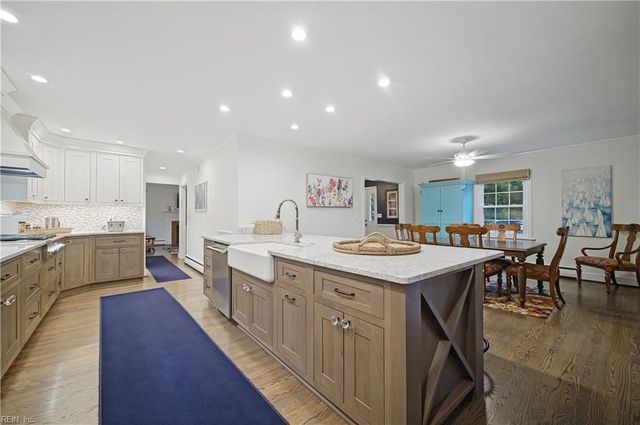 7312 Colony Point RD, Norfolk, VA 23505