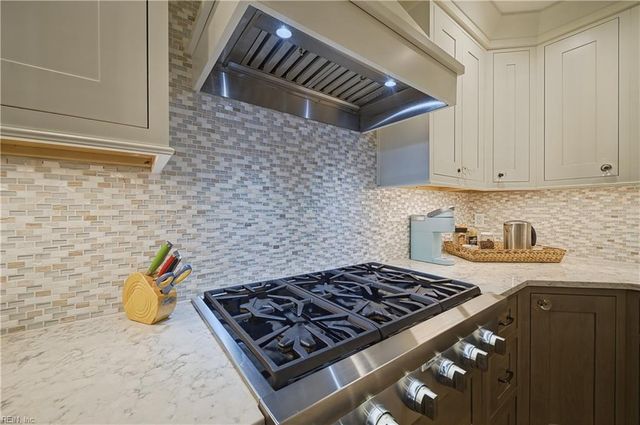 7312 Colony Point RD, Norfolk, VA 23505
