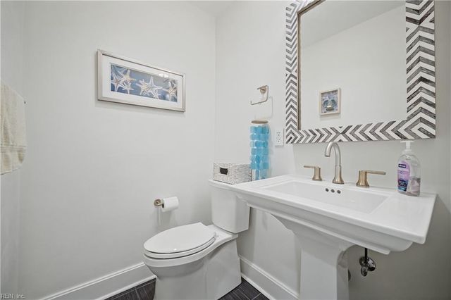 7312 Colony Point RD, Norfolk, VA 23505