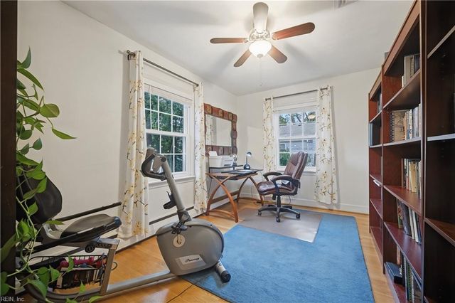 7312 Colony Point RD, Norfolk, VA 23505
