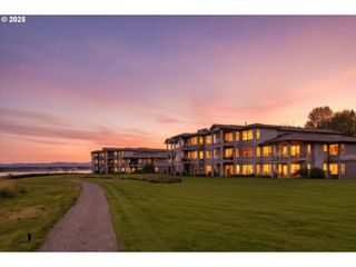 5421 Se SCENIC Ln 202, Vancouver, WA 98661