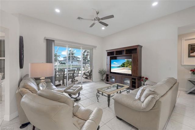 820 Milan CT, Marco Island, FL 34145