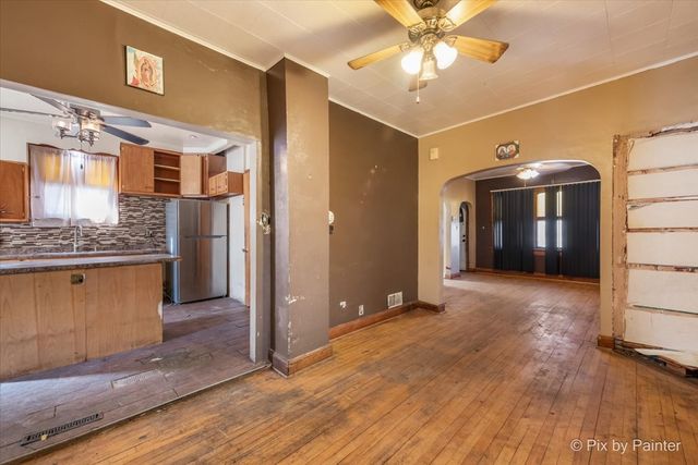 5017 W OGDEN Avenue, Cicero, IL 60804