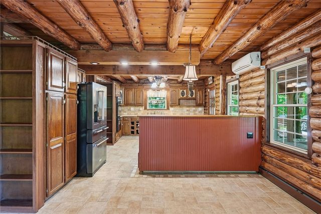 194 Foster Rd, North Sewickley Twp, PA 15010