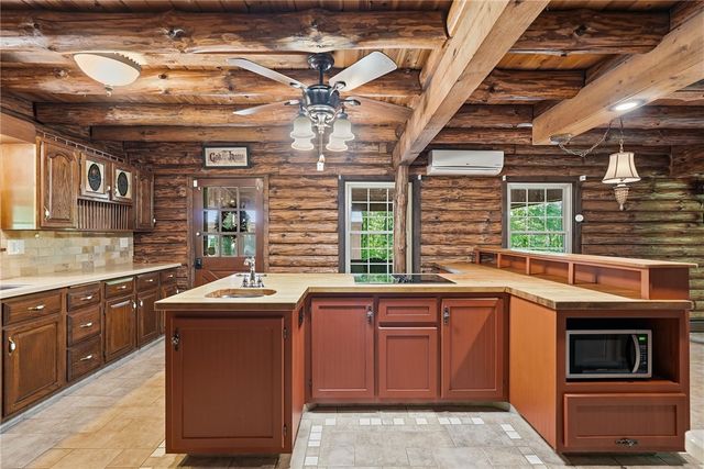 194 Foster Rd, North Sewickley Twp, PA 15010