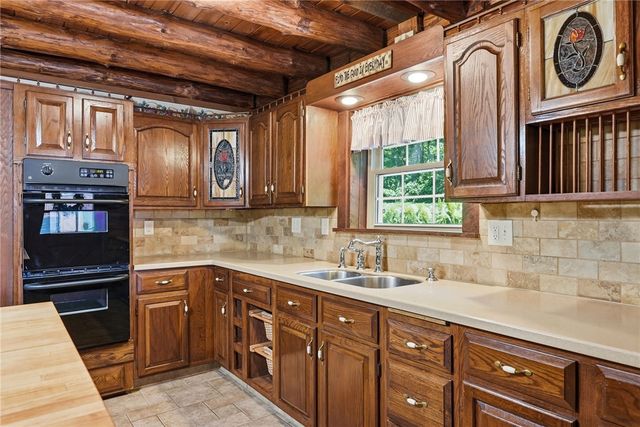 194 Foster Rd, North Sewickley Twp, PA 15010