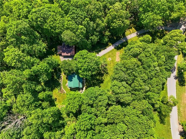 194 Foster Rd, North Sewickley Twp, PA 15010