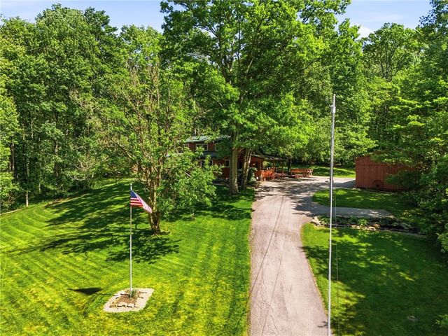 194 Foster Rd, North Sewickley Twp, PA 15010