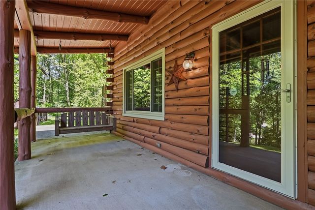 194 Foster Rd, North Sewickley Twp, PA 15010