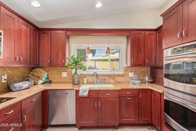 506 W SANDRA Terrace, Phoenix, AZ 85023