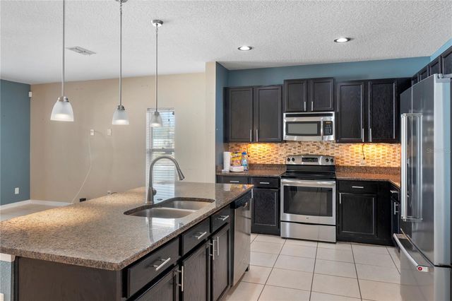 3551 SAXONY LANE, St Cloud, FL 34772