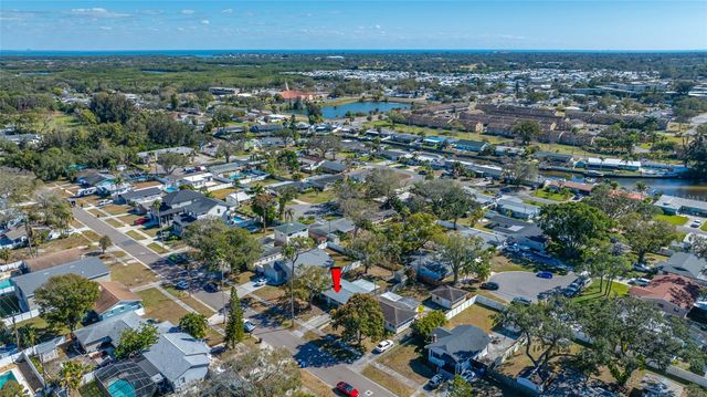 218 80TH AVENUE N, St Petersburg, FL 33702