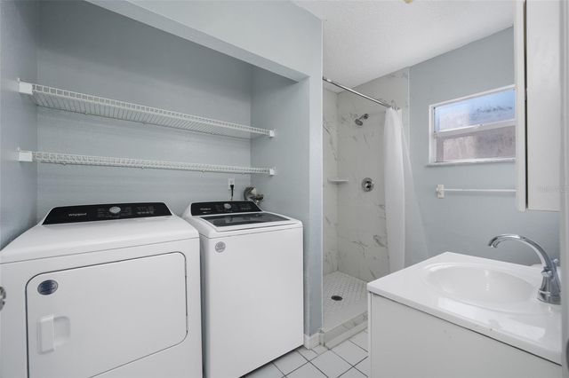 218 80TH AVENUE N, St Petersburg, FL 33702