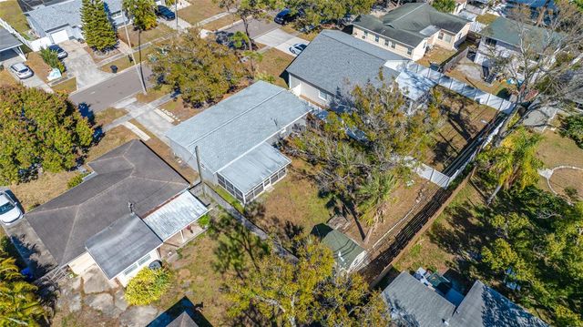 218 80TH AVENUE N, St Petersburg, FL 33702