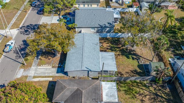 218 80TH AVENUE N, St Petersburg, FL 33702